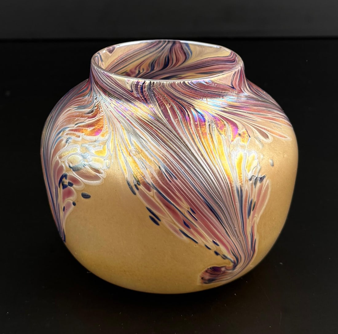 Nuance New Orleans Art Glass Vase: 5" diameter, 4" tall.