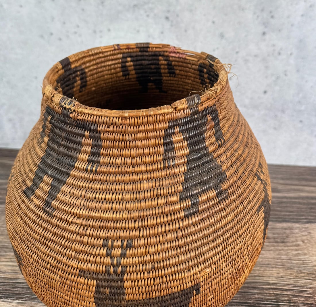 Apache Figural Native American Olla Indian Basket - 5