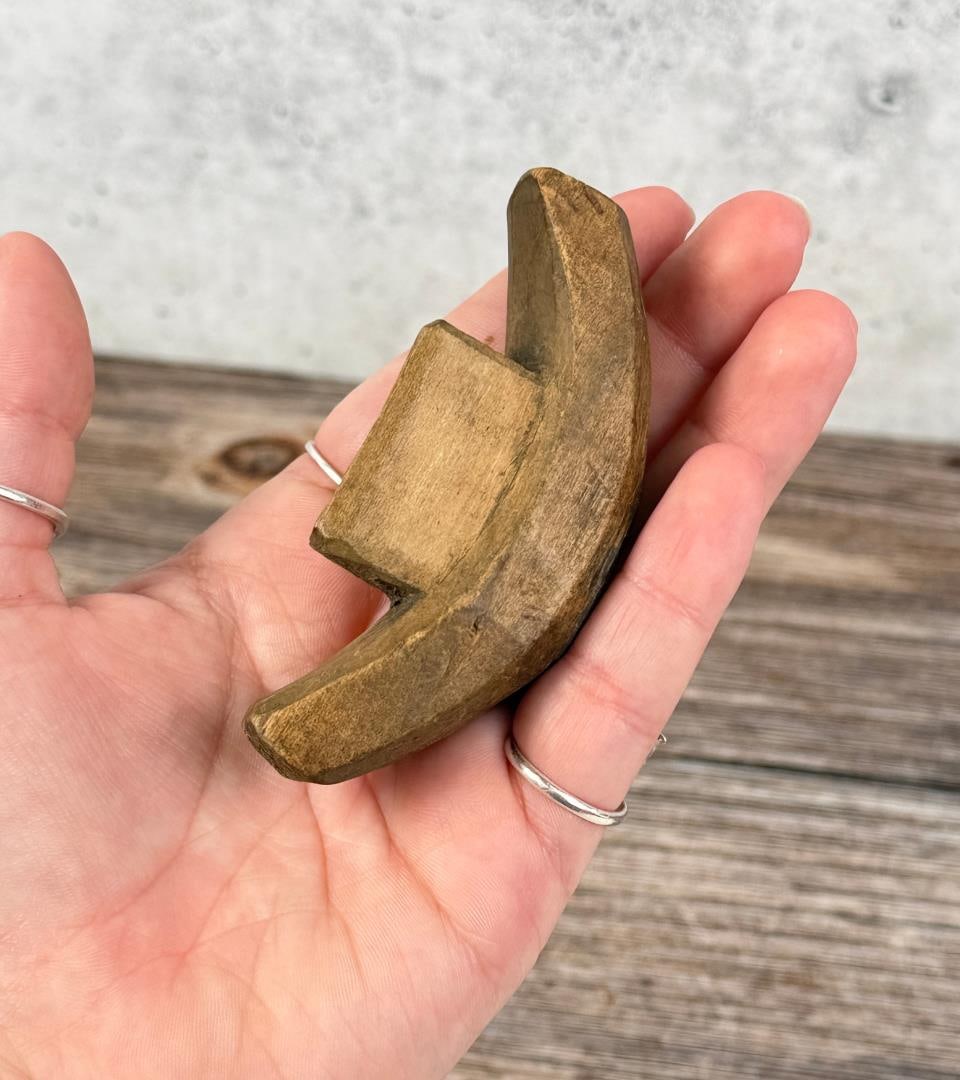 Alaskan Inuit Eskimo Mouth Bow Drill: 3 1/2" by 1 1/2" by 7/8".