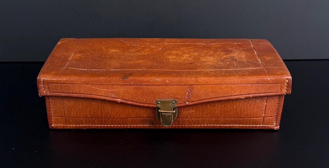 The Hamley Kit Leather Box Kit Pendleton Oregon: Measures 10 1/2" by 5 1/4" by 3"