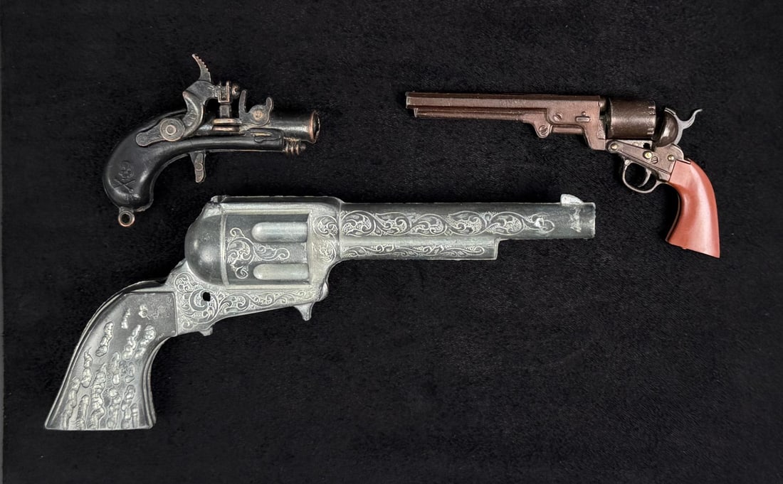 Collection of 1950s Toy Pistols: Nice grouping