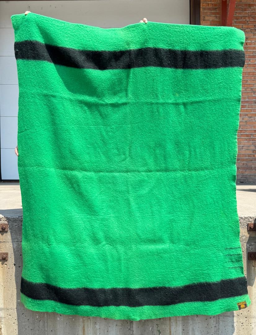Green Earlys Witney Point Four Point Wool Blanket: 77 1/2" by 61 1/2"