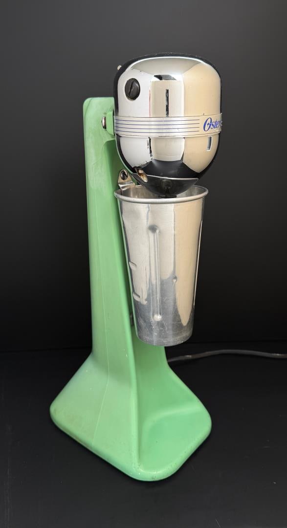 Oster Chocomilera Restaurant Milk Shake Mixer: 6 1/4" by 9 7/8" by 18 3/4". Working.