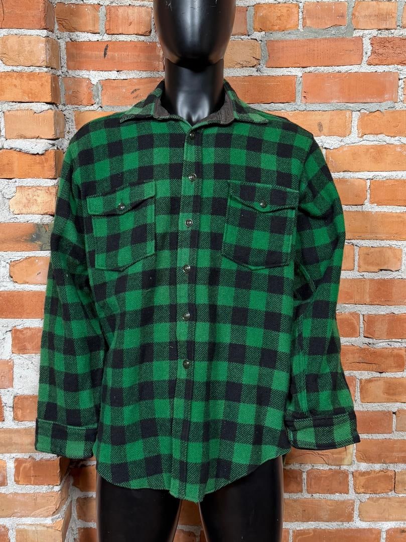Vintage Woolrich Buffalo Plaid Mackinaw Shirt: 24" armpit to armpit, 20" shoulder to shoulder, 29" long.