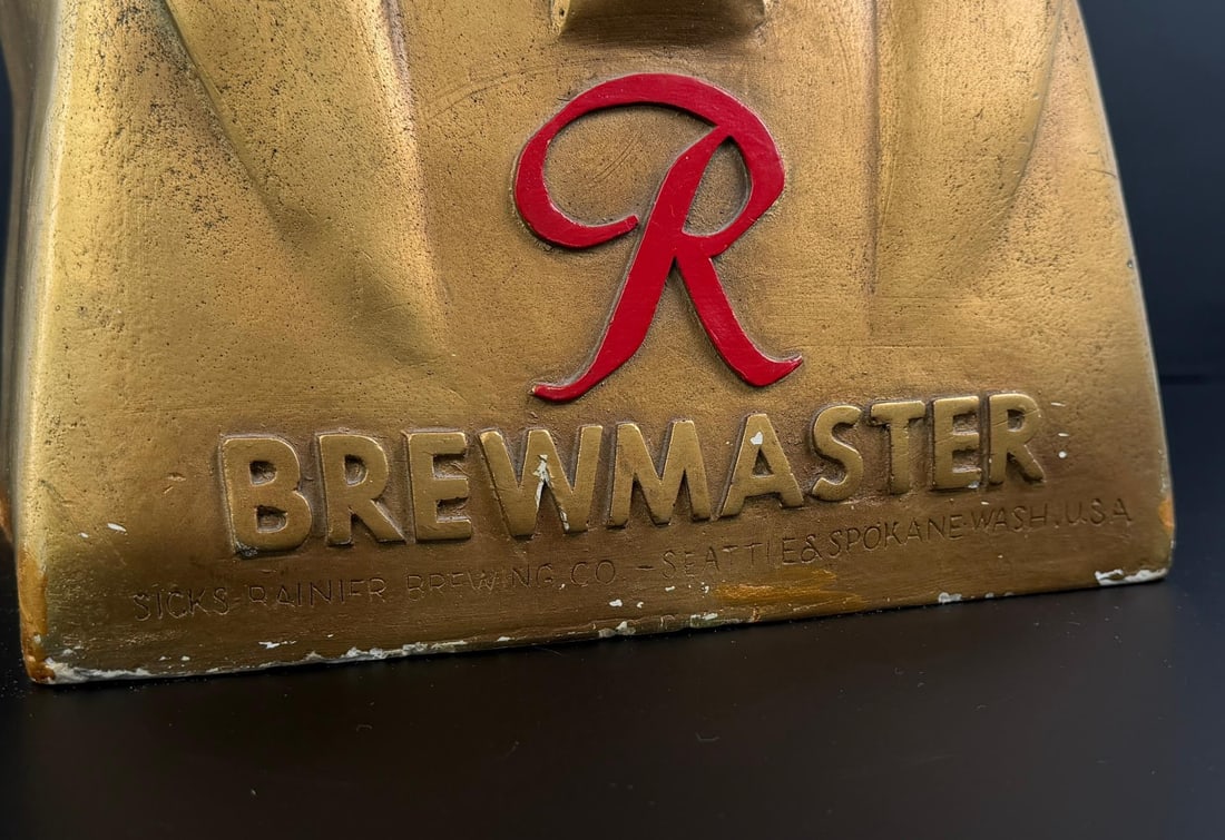 Rainier Beer Brewmaster Bust Tili Mac Handicraft (1 of 10)