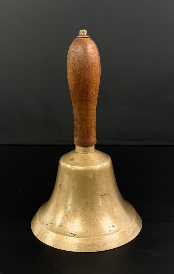Antique Montana Bronze School Hand Bell (1 of 4)