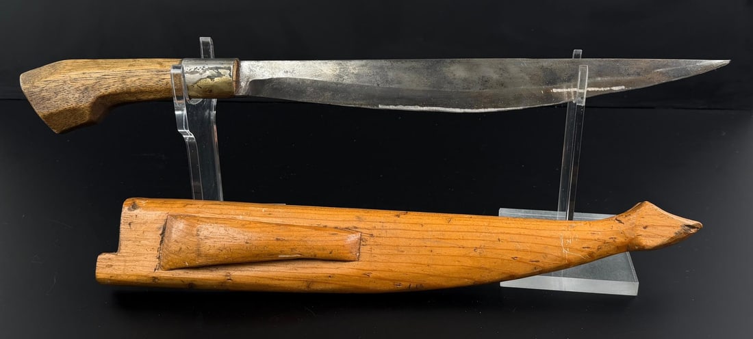 WW2 GI Souvenir Philippine Moro Barong Knife: 20 7/8" long.