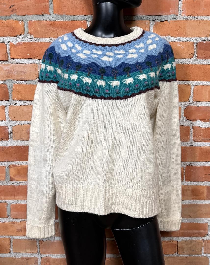 Vintage Woolrich Woman Sweater Field of Sheep