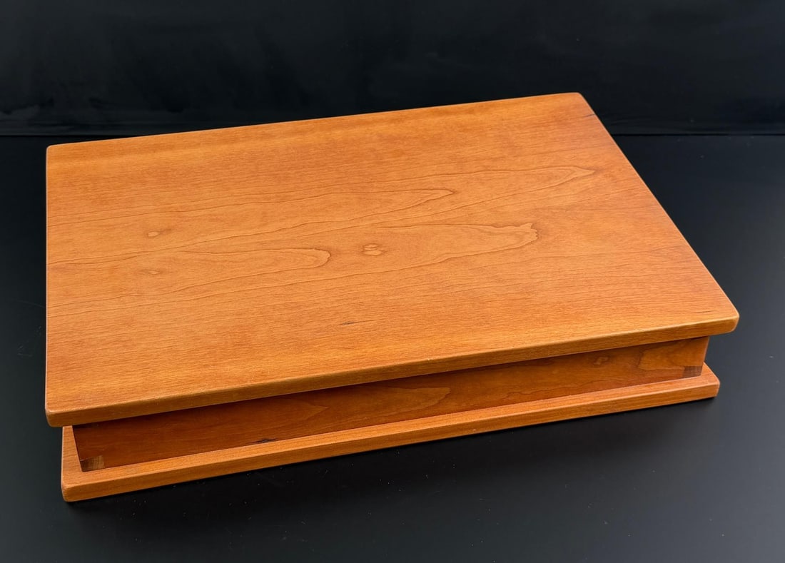 Dana Robes Shaker Wood Lap Desk Box (1 of 5)