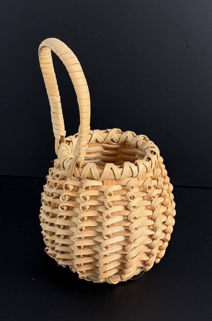 Hancock New England Pineapple Basket (1 of 6)