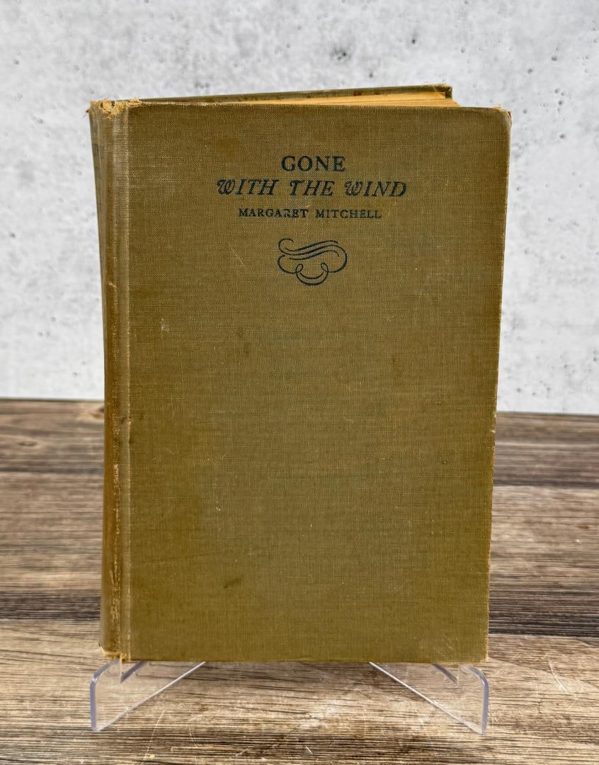 Gone With the Wind (1 of 8)