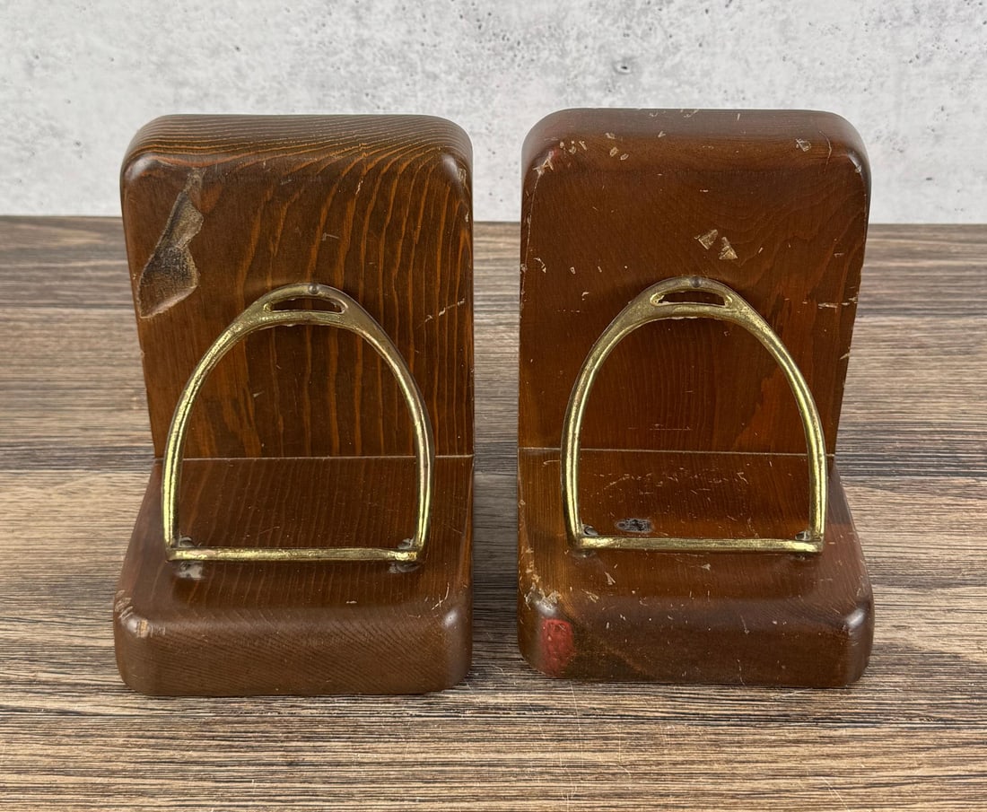 Cornwall Products Equestrian Horseshoe Bookends (1 of 7)
