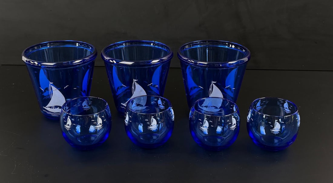 Hazel Atlas Sailboat Ice Buckets and Tumblers: Nice grouping