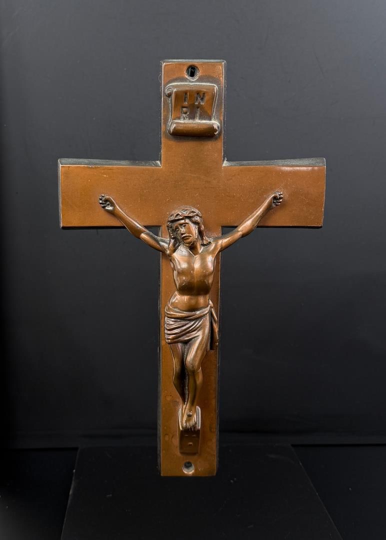 Aston 202 Catholic Crucifix Cross: 9 3/4" long, 6 1/2" wide. Cracked Legs.