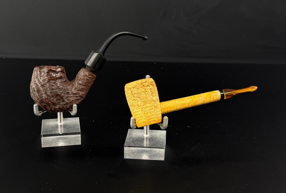 Pair of Estate Tobacco Smoking Pipes (1 of 6)