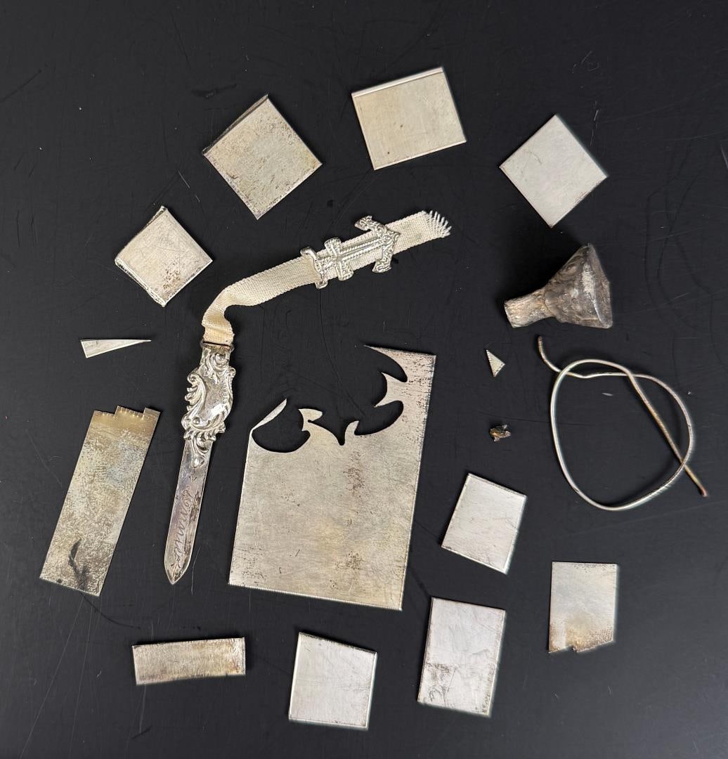 Group of Sterling Silver Jewelry Findings: 64.66 grams.