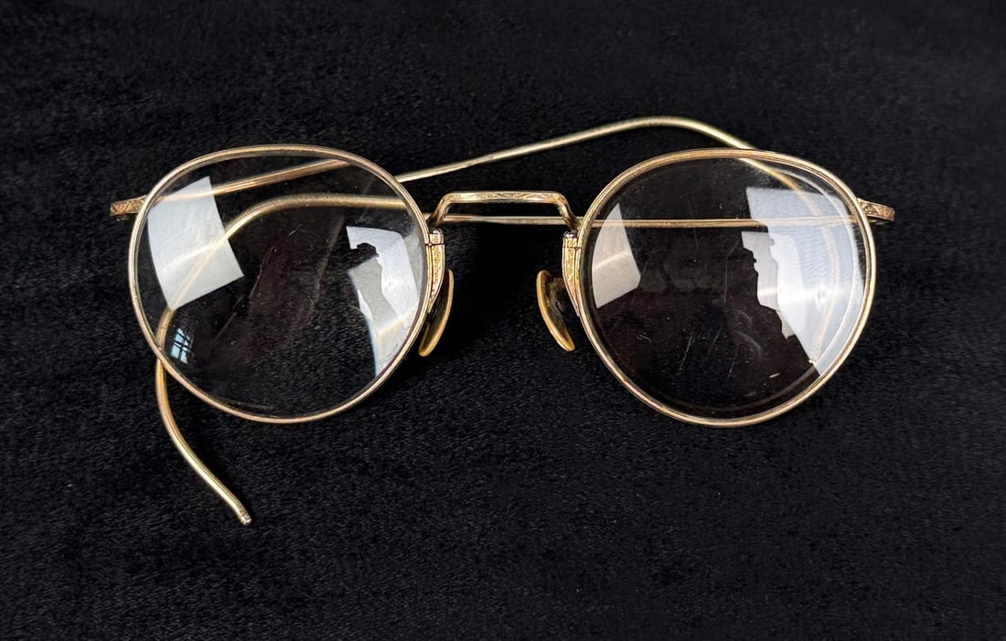 Fulvue 12K Gold Filled Glasses: Nice set with case.