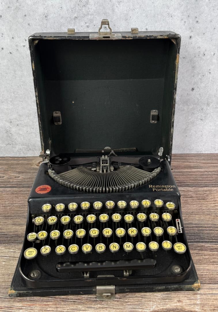 Remington Portable Model 1 Typewriter: Decent example in case. In working order.