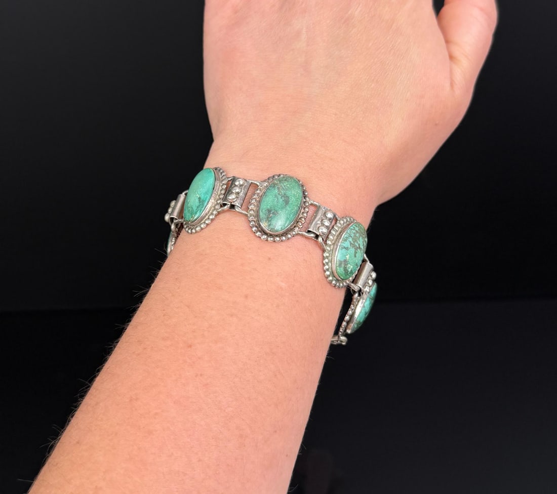 Old Pawn Navajo Sterling Silver Turquoise Bracelet: 49.49 grams. 6" inner circumference.