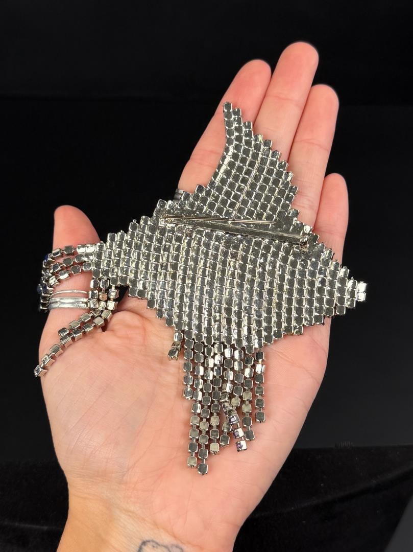 Dorothy Bauer Rhinestone Angel Fish Brooch (1 of 3)
