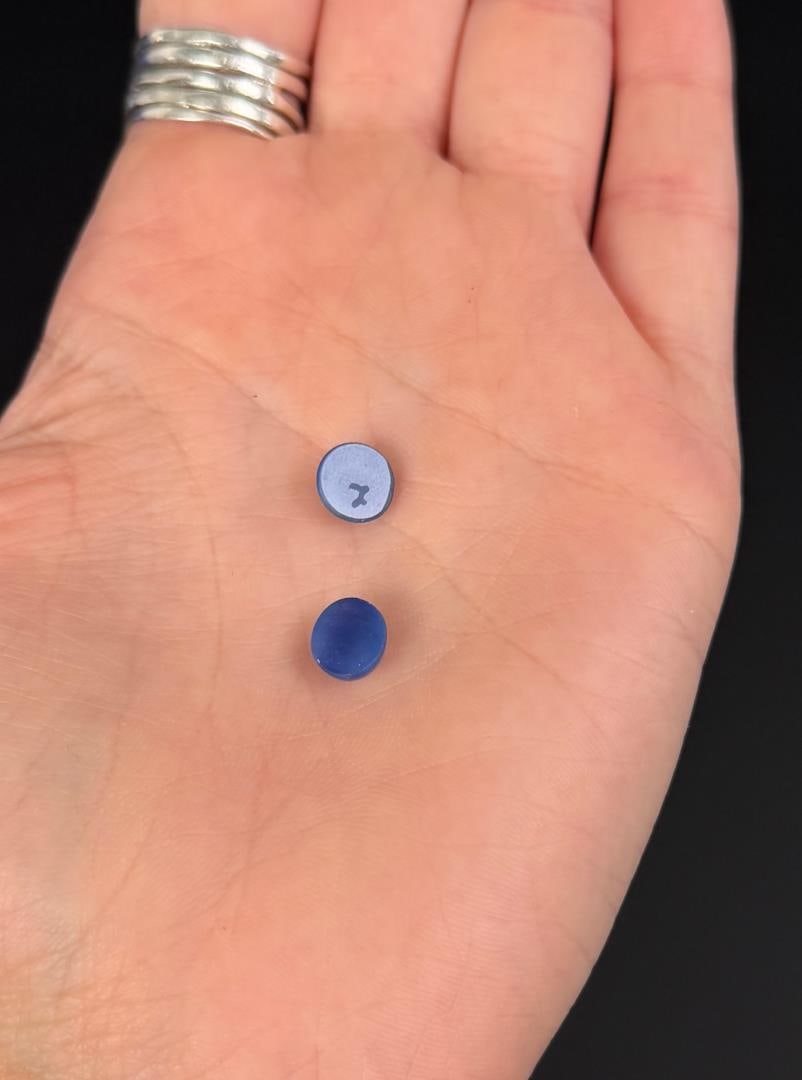 4.85ct Star Sapphire Cabochon Gemstones: Nice group of 2.