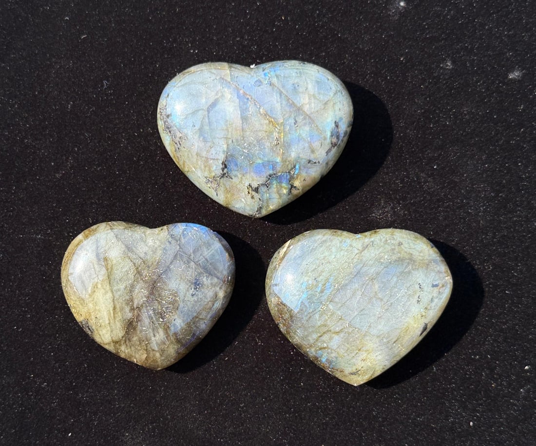 Labradorite Carved Hearts (1 of 4)