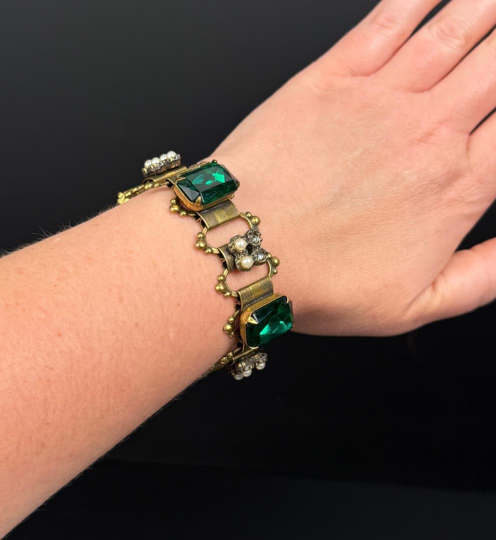 Costume Jewelry Brass & Rhinestone Bracelet: Measures 6 1/2" in circumference