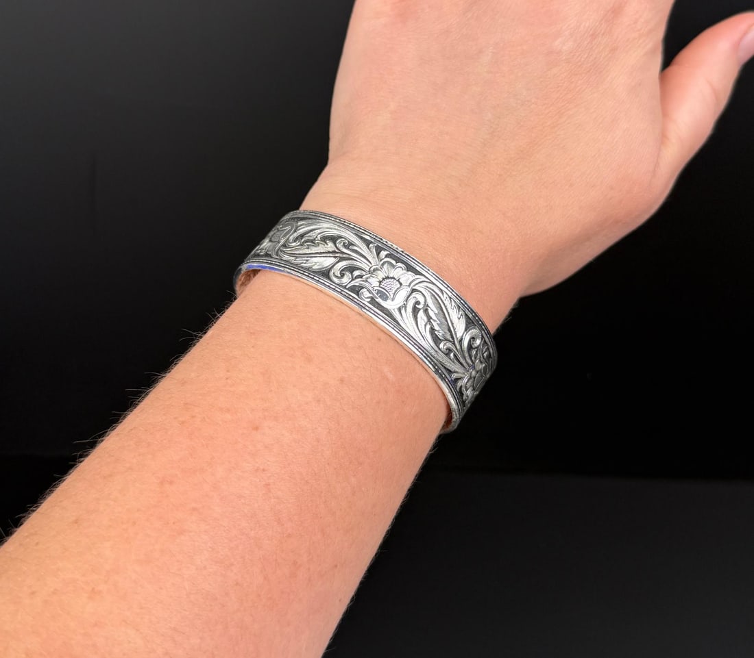 Montana Silversmiths Western Scroll Cuff Bracelet: Measures 6 1/2" in circumference.