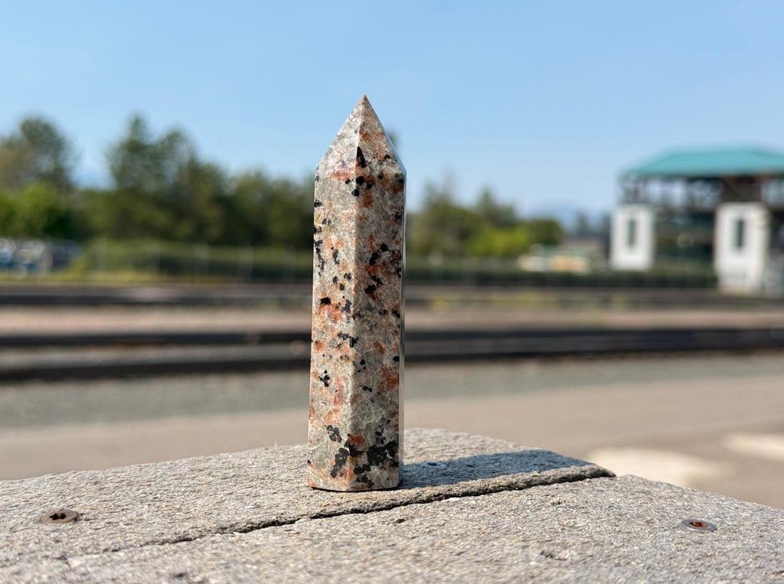 Fluorescent Sodalite Crystal Tower Obelisk: 7/8" by 3 3/8" tall, 83 grams.