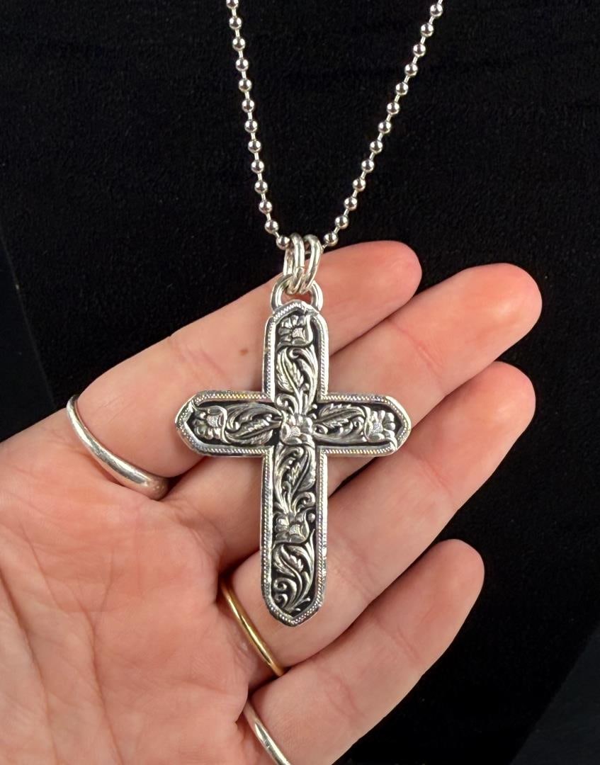 Montana Silversmiths Cross Necklace: 16 1/8" long as shown.