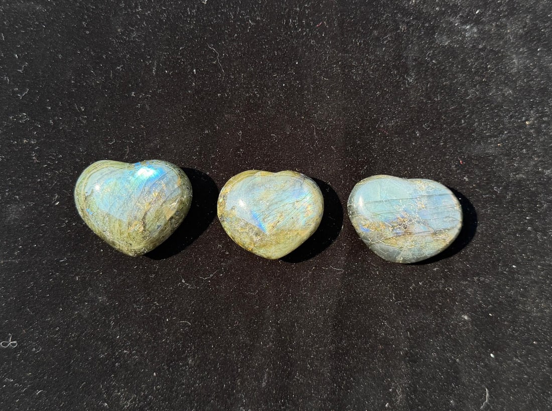 Carved Labradorite Heart Palm Stones (1 of 6)