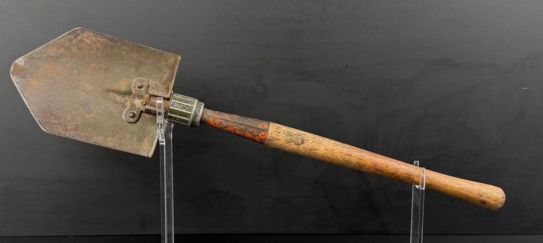 WW2 US Army Entrenching Folding Shovel: Wood dated 1944. 5 5/8" by 27 3/4" long.