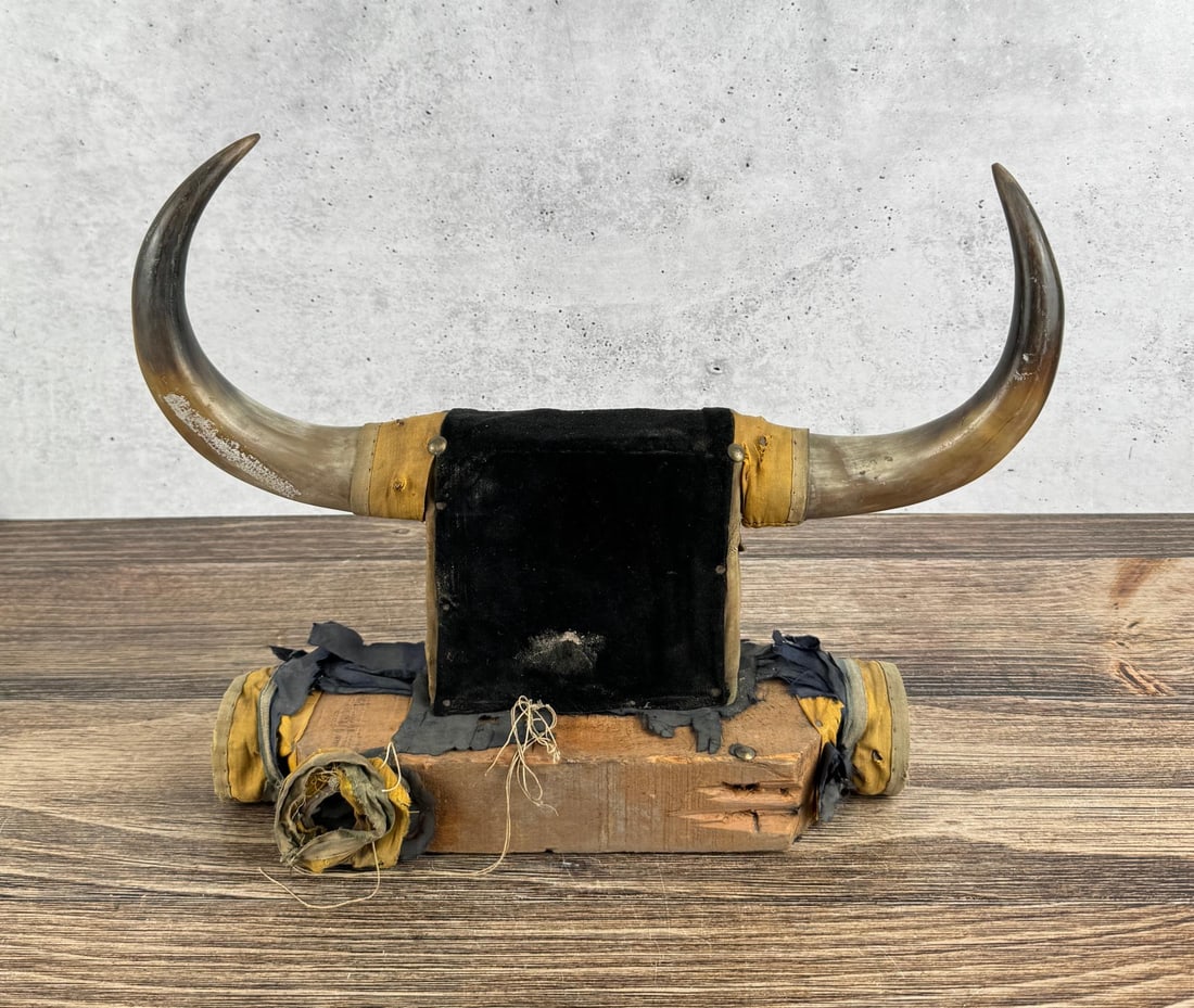 Montana Ranch Made Steer Horn Hat Rack (1 of 6)