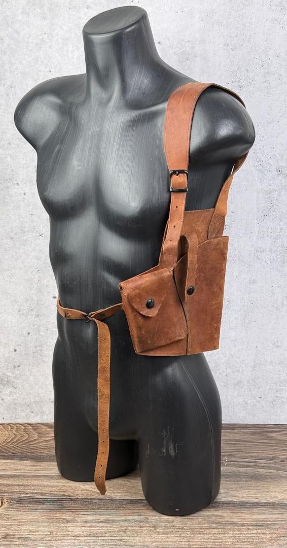 WW2 Tanker Style Shoulder Holster (1 of 5)