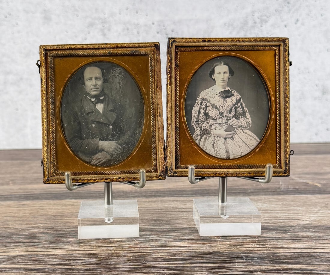 Antique Daguerreotype Photos Married Couple (1 of 4)