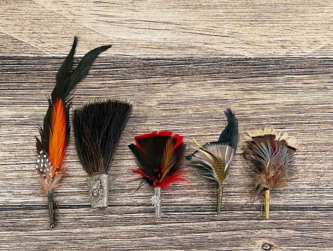 Bavarian Wool Tyrolean Alpine Hat Feathers: Nice grouping