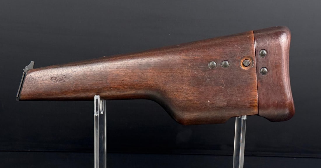WW2 Canadian Inglis Browning Hi-Power Stock (1 of 8)