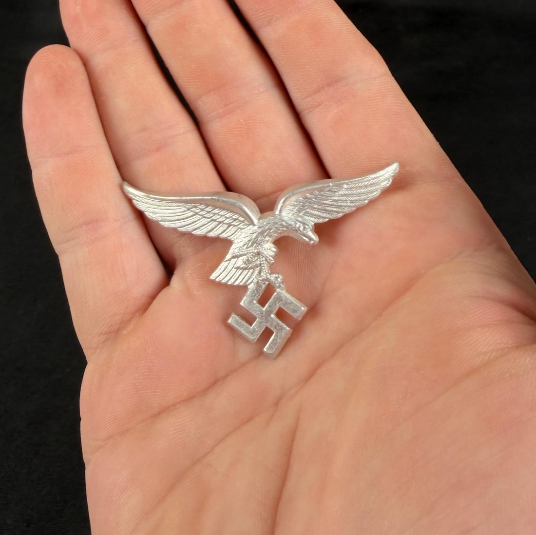 WW2 German Luftwaffe Droop Tail Visor Cap Insignia: 2 1/8" by 1 1/4".