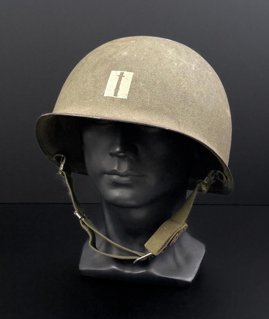WW2 Rear Seam M1 US Army Painted Captains Helmet (1 of 6)