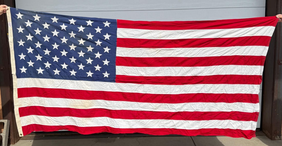 50 Star American US Flag (1 of 7)