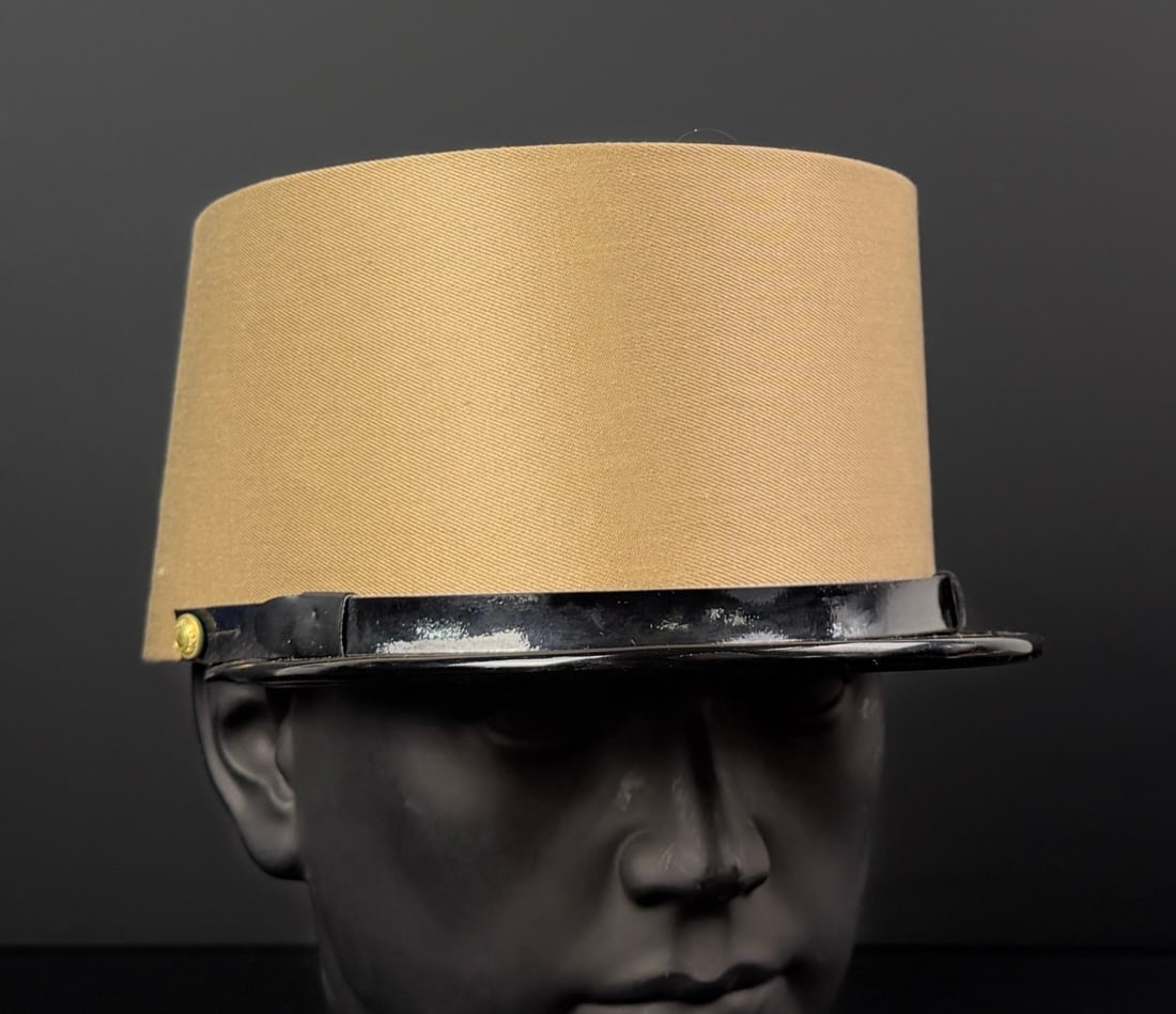 French Foreign Legion Cap Kepi Hat: Very nice example.