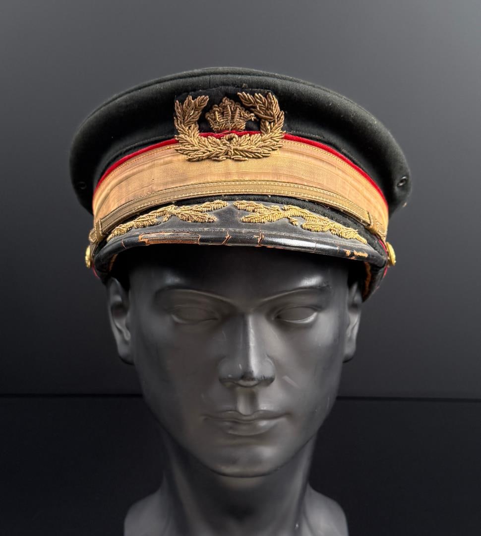 British Royal Navy Bullion Visor Cap Hat: Nice example.