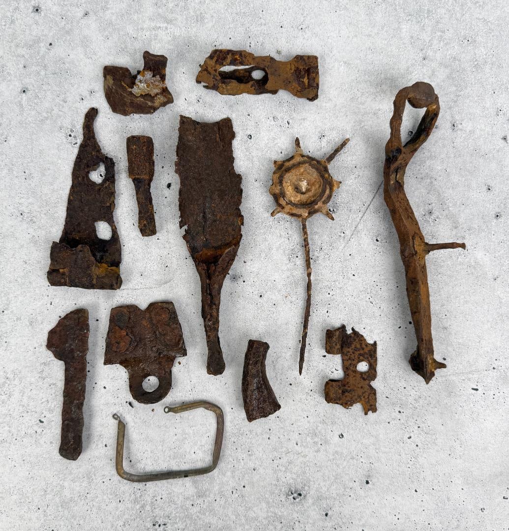 Civil War Tucker Sherrard Revolver Relics: Nice grouping. Provenance: EX-Texas Civil War Museum, Fort Worth TX. Tucker, Argyle William (1832?1910). Argyle William Tucker, early settler, was born to Laban E. and Nancy Tucker on September 8, 183