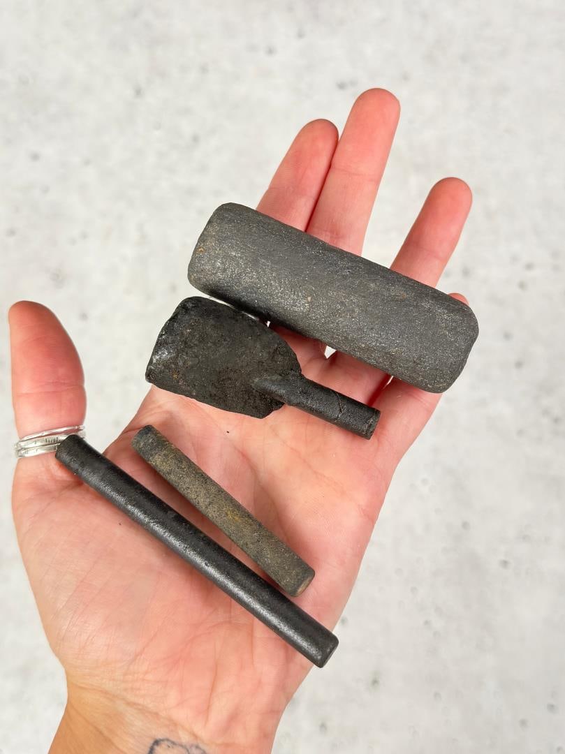 Civil War Tucker Sherrard Core Rod Relics: Largest is 3" long. Provenance: EX-Texas Civil War Museum, Fort Worth TX. Tucker, Argyle William (1832?1910). Argyle William Tucker, early settler, was born to Laban E. and Nancy Tucker on September 8