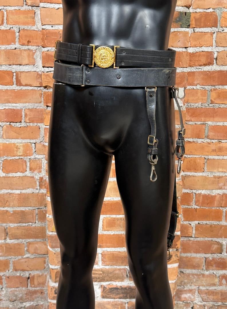 Model 1902 US Navy Officers Sword Belt (1 of 12)