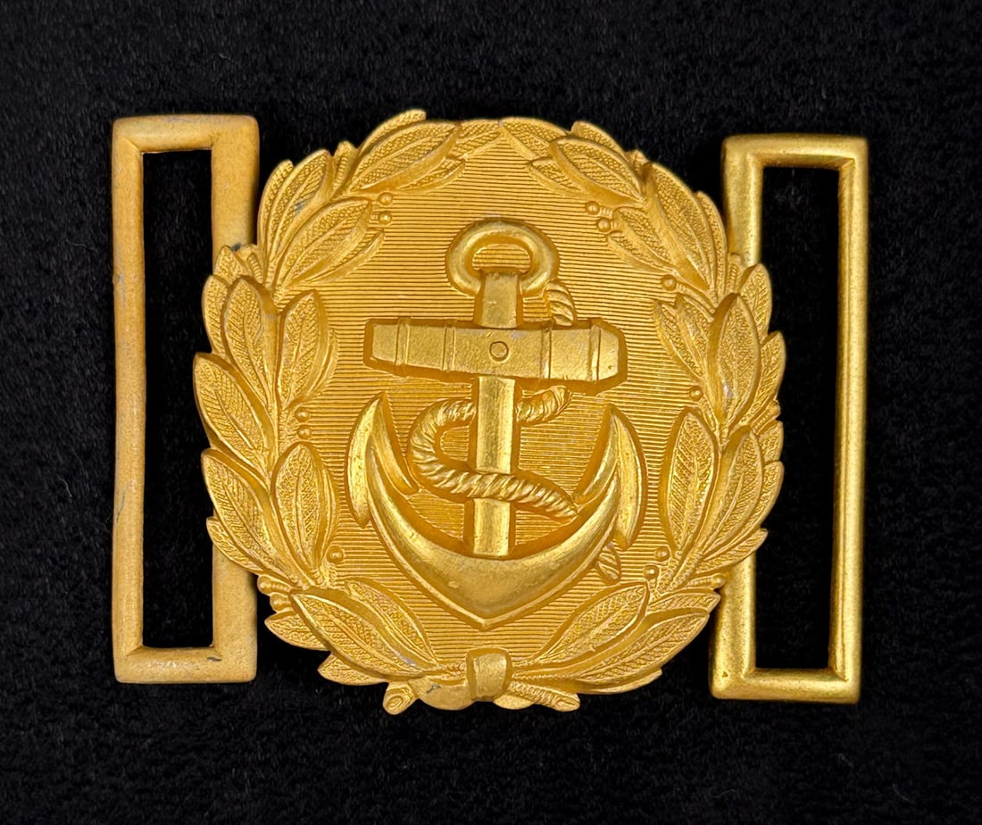 WW2 German Kriegsmarine Officer Belt Buckle: 2 3/8" by 2 7/8".