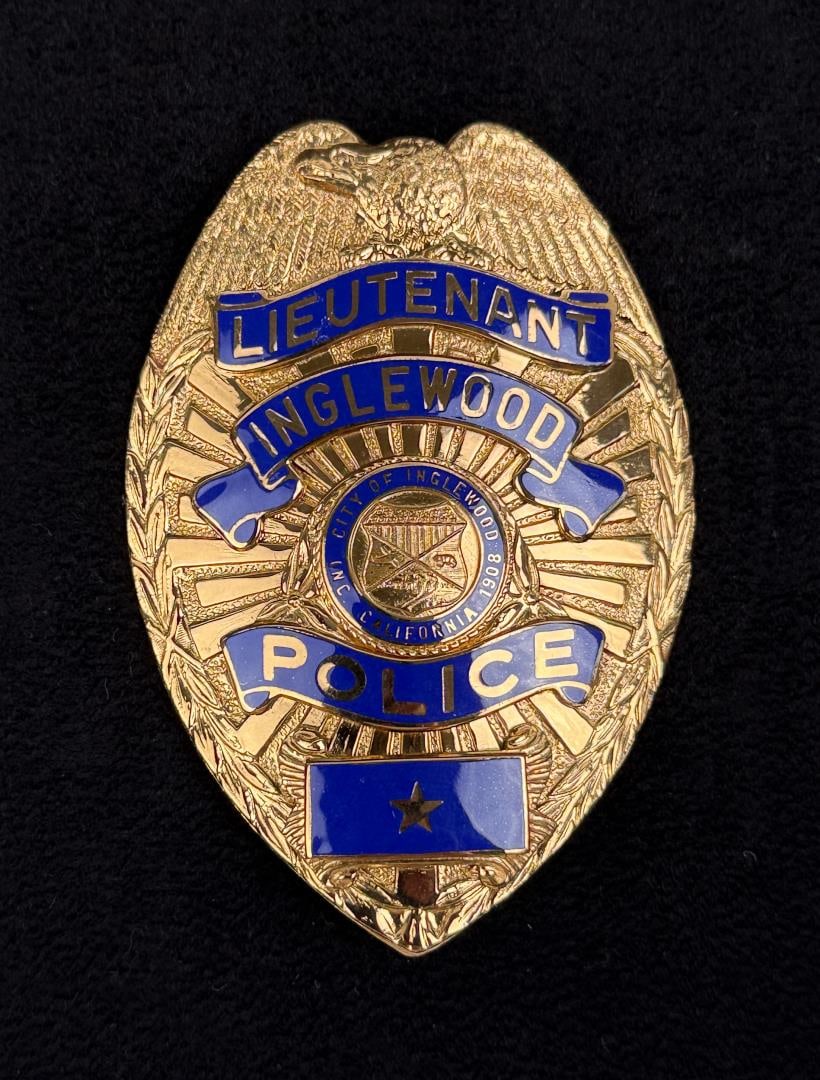 Inglewood California Lieutenant Police Badge (1 of 4)