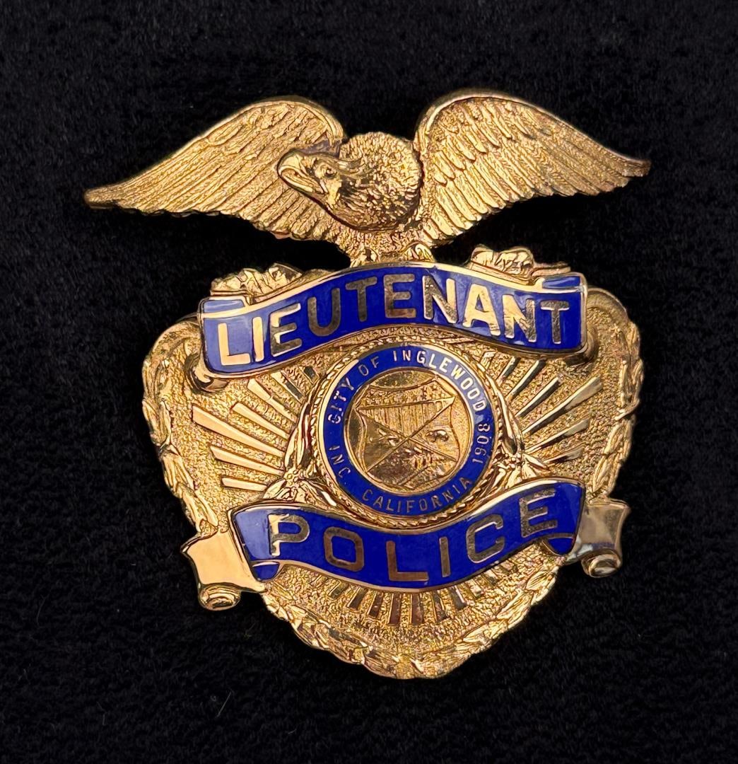Inglewood California Lieutenant Police Badge (1 of 4)