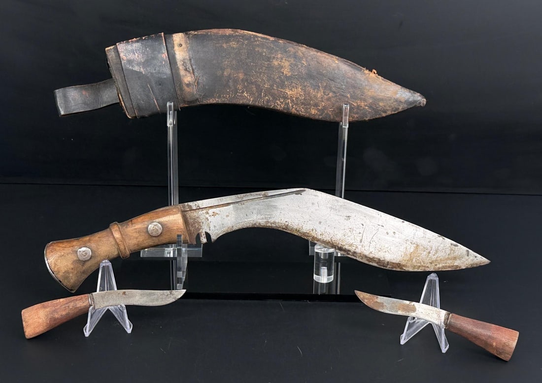 Antique British Indian Kukri Gurkha Knife (1 of 10)