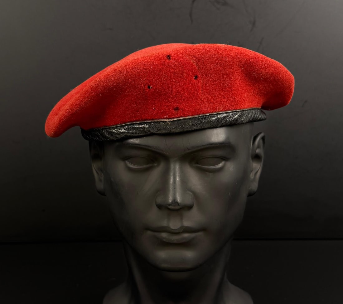 German Red Beret: Size 7 1/2.